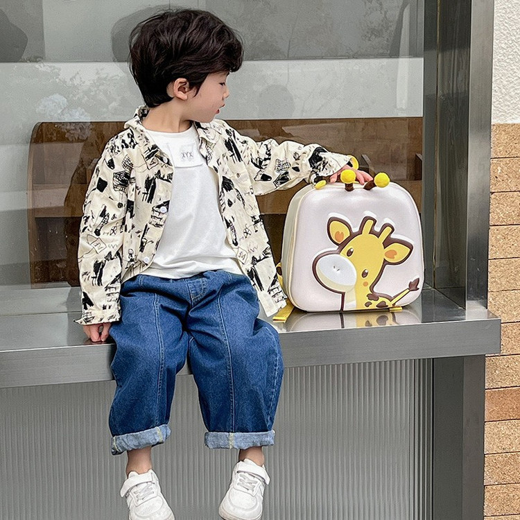 کوله پشتی بچگانه طرح زرافه سفید