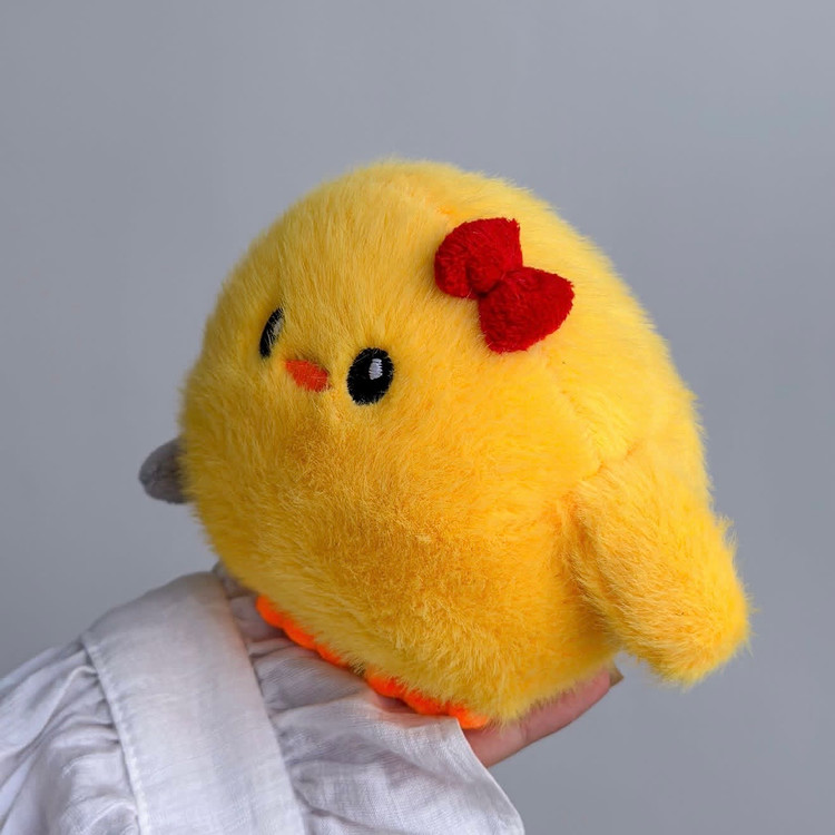 عروسک جوجه چاقو به دست